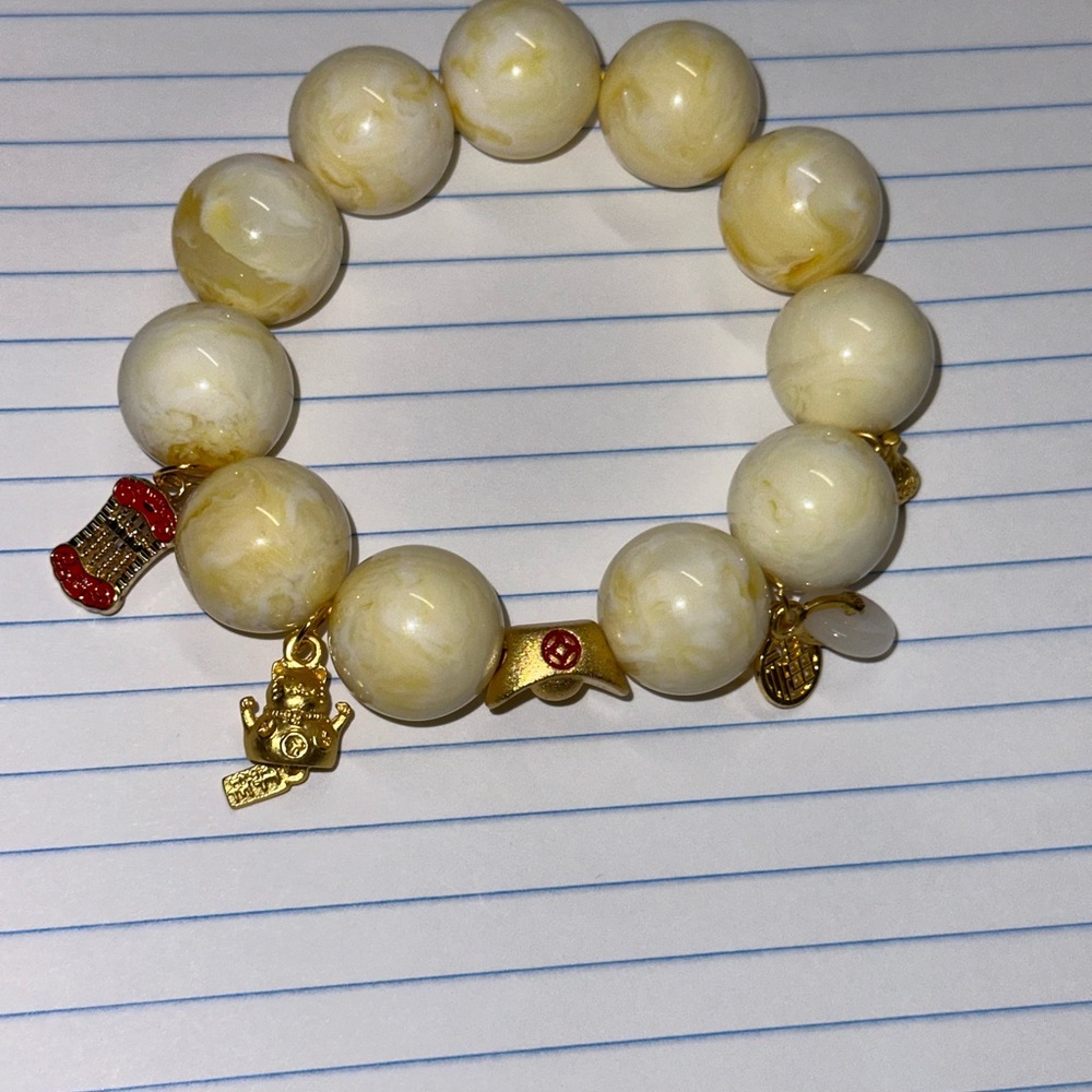 Amber 20 mm bead super cute Gold Charm Bracelet